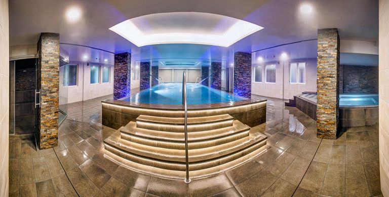 Piscina interior de hotel wellness, proyecto de MA&MA POOL